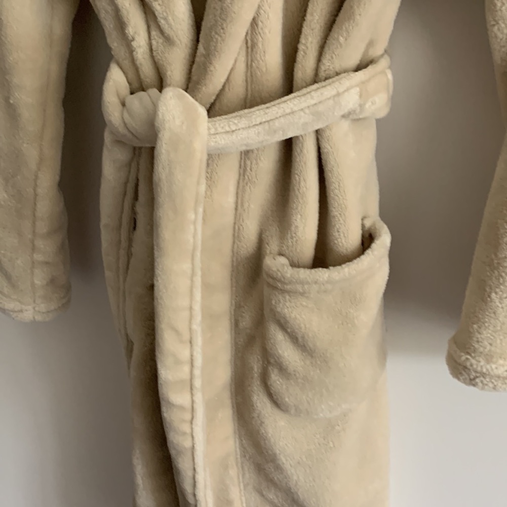 Summer & Rose Robe - Picture 2 of 6